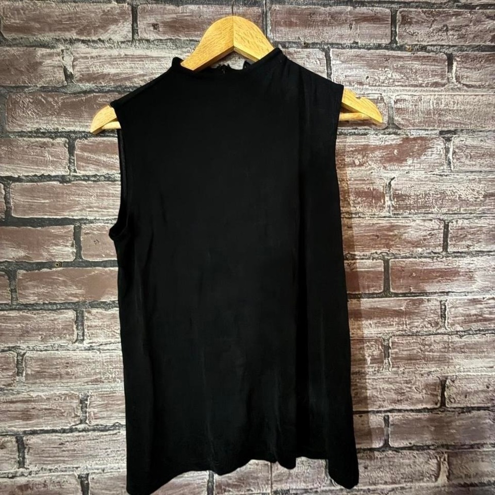 Chico's Travelers Top Women Size 1 Black Sleeveless Stretch Blouse